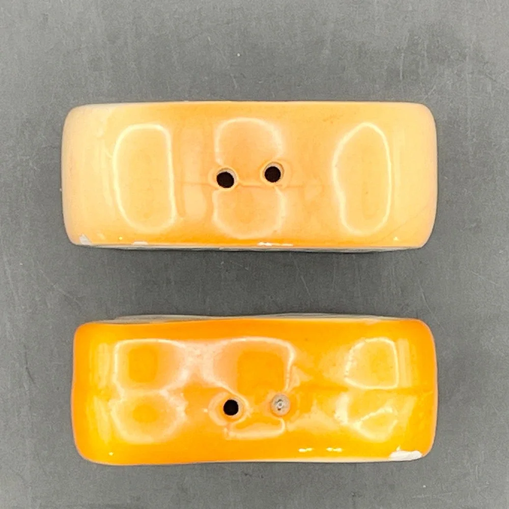 Bread Slice Toast Salt & Pepper Shakers Vtg‎ Ceramic Kitchen 1.75